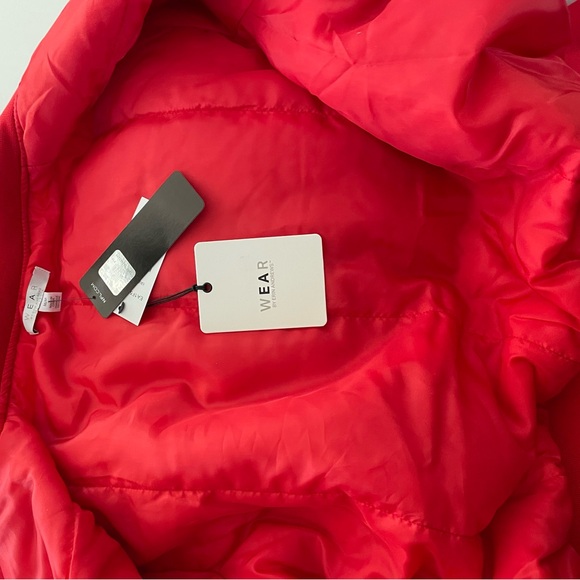 WEAR by Erin Andrews KC Chiefs Taylor Swift Super Bowl LVIII Jacket Size Medium - Picture 9 of 10